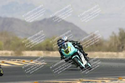 media/Apr-20-2025-CVMA (Sun) [[39090e8767]]/Race 11-500-350 Supersport (Holeshot)/
